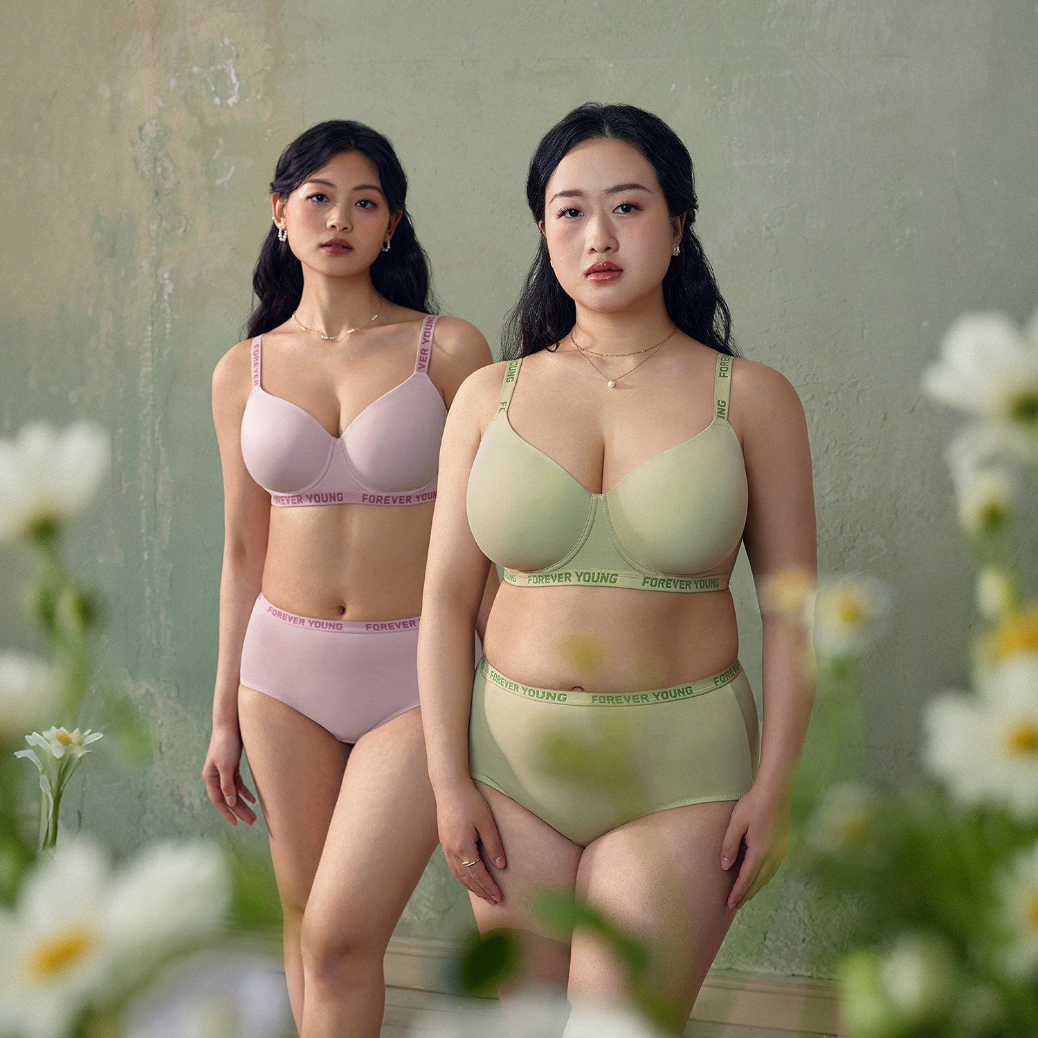 EMMAROSE无痕大码内衣女大胸显小聚拢收副乳防下垂薄胖mm文胸罩