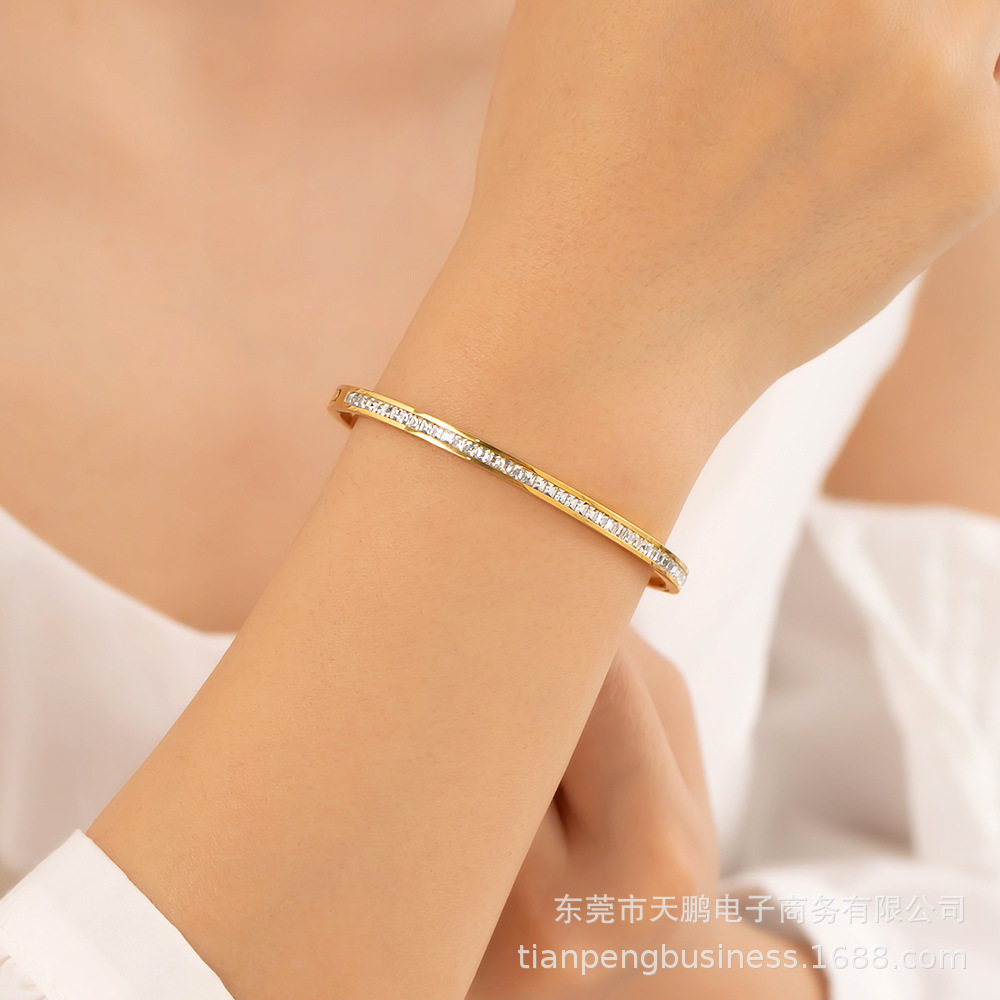 小红书韩版时尚饰品 欧美气质单排手环 窄版满钻卡扣钛钢手镯