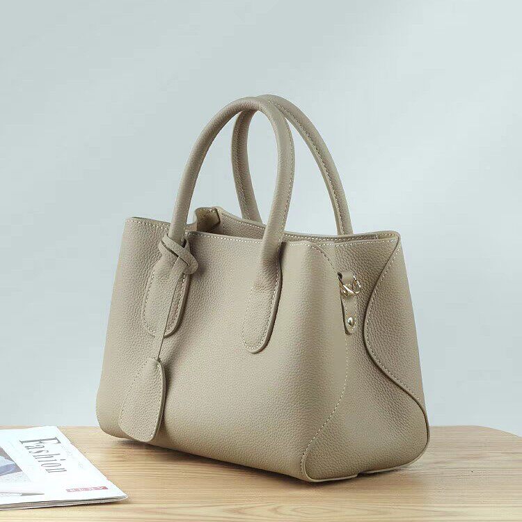 日本品质包包女式2025新款女包大容量牛皮手提包女中年斜挎包妈妈