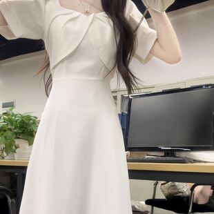 法式 中长裙 新款 甜美白色连衣裙初恋显瘦方领收腰气质2025夏季