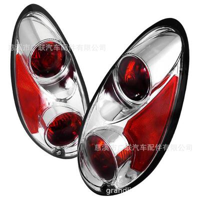 尾灯适用于2001-2005 Chrysler PT Cruiser Tail Lights美规