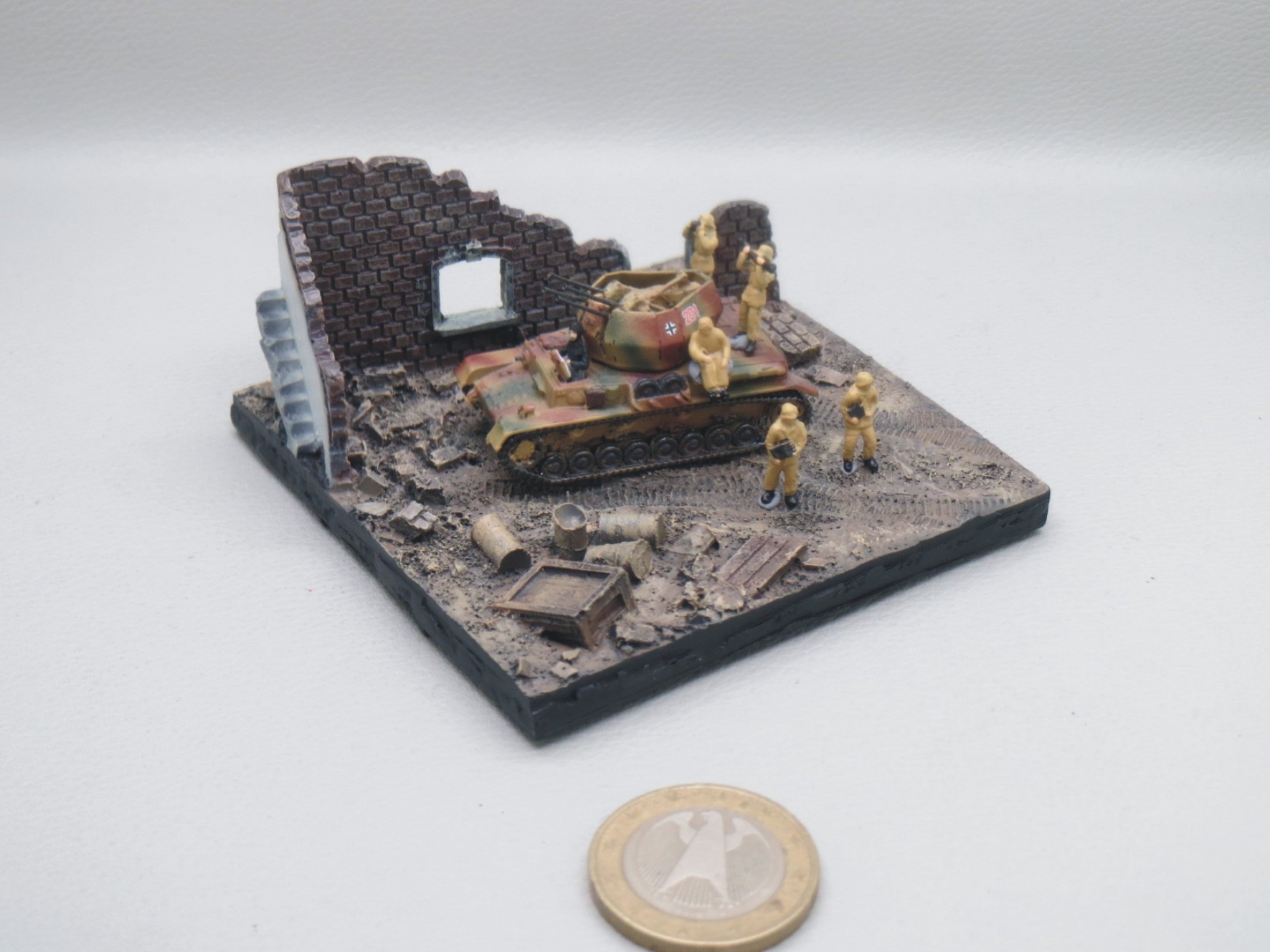 【展示】1/144 German 旋风防空坦克（金属炮管）+废墟场景+炮兵