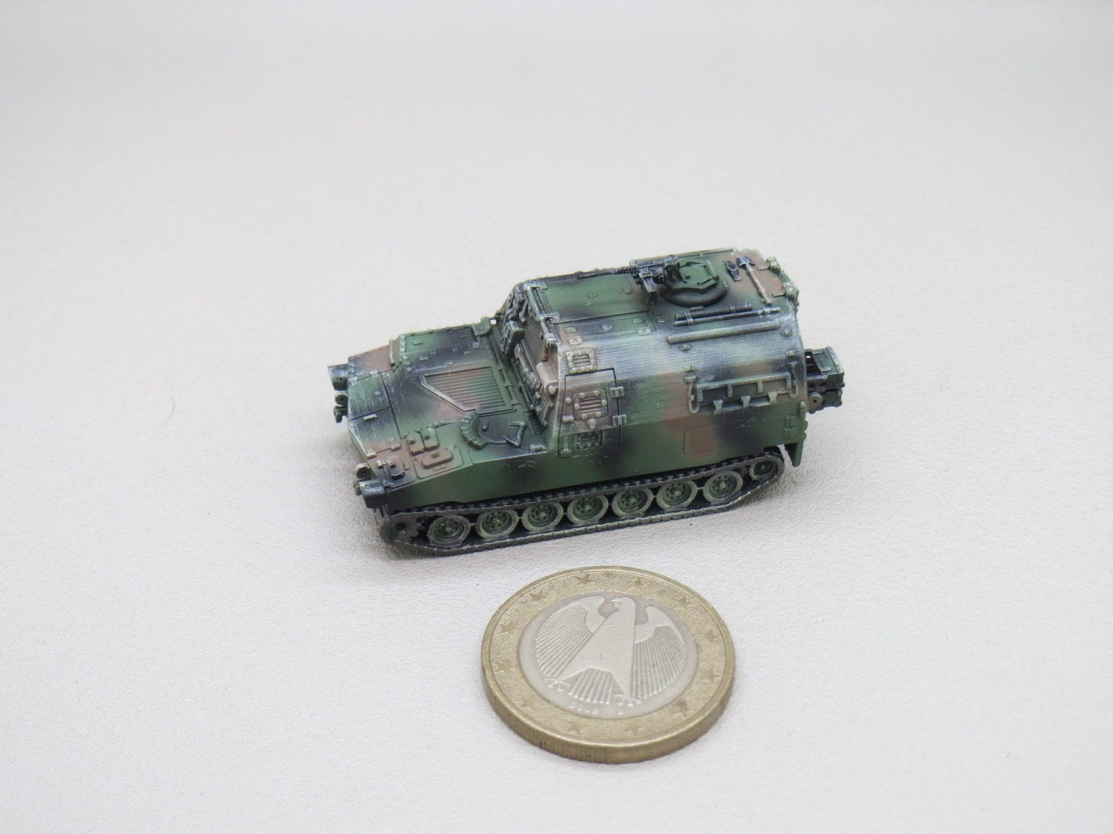 【现货】144 现代美军 m992a2野战炮兵弹药补给车