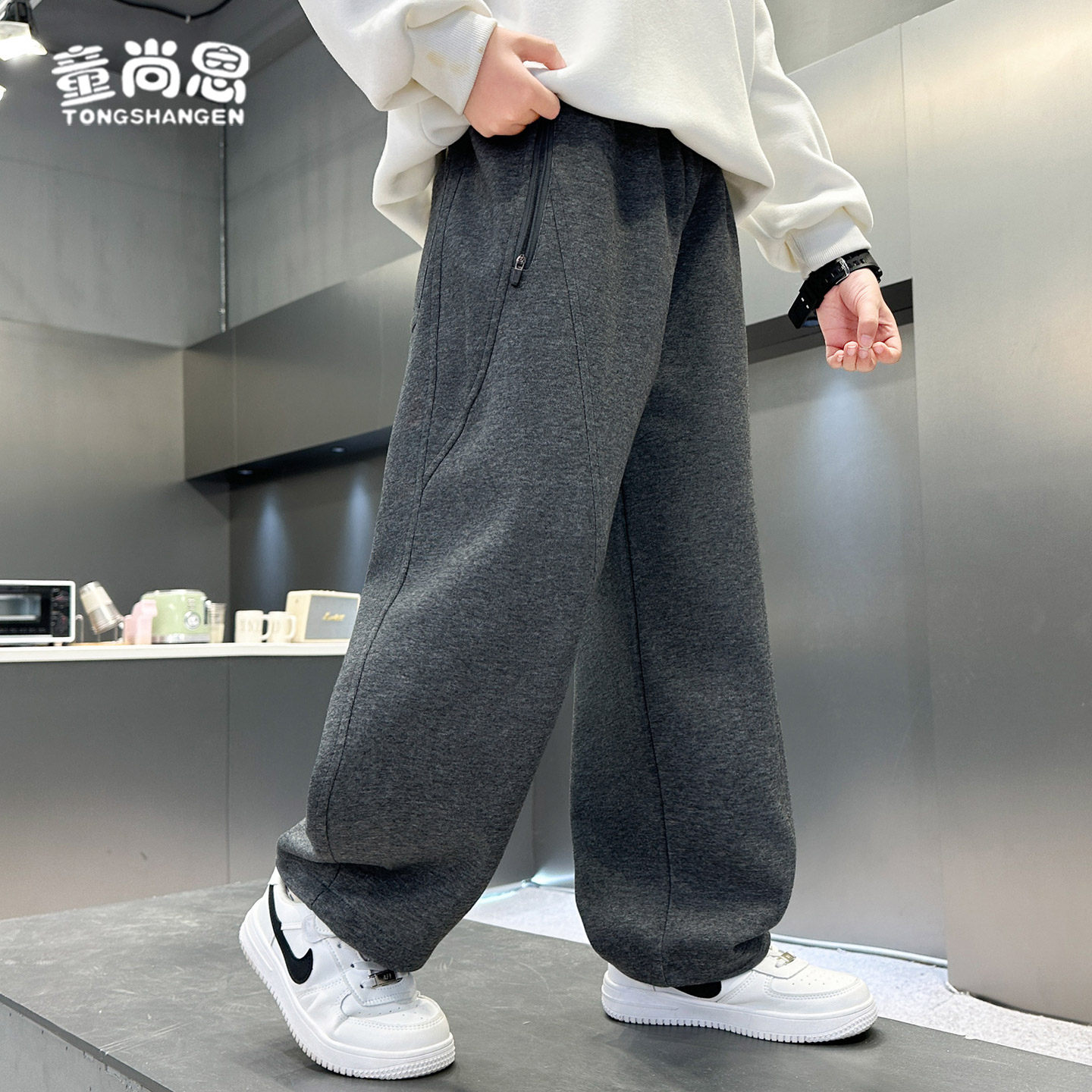 男童裤子春秋款2026新款儿童休闲裤加绒冬季大童弯刀裤男孩长裤潮