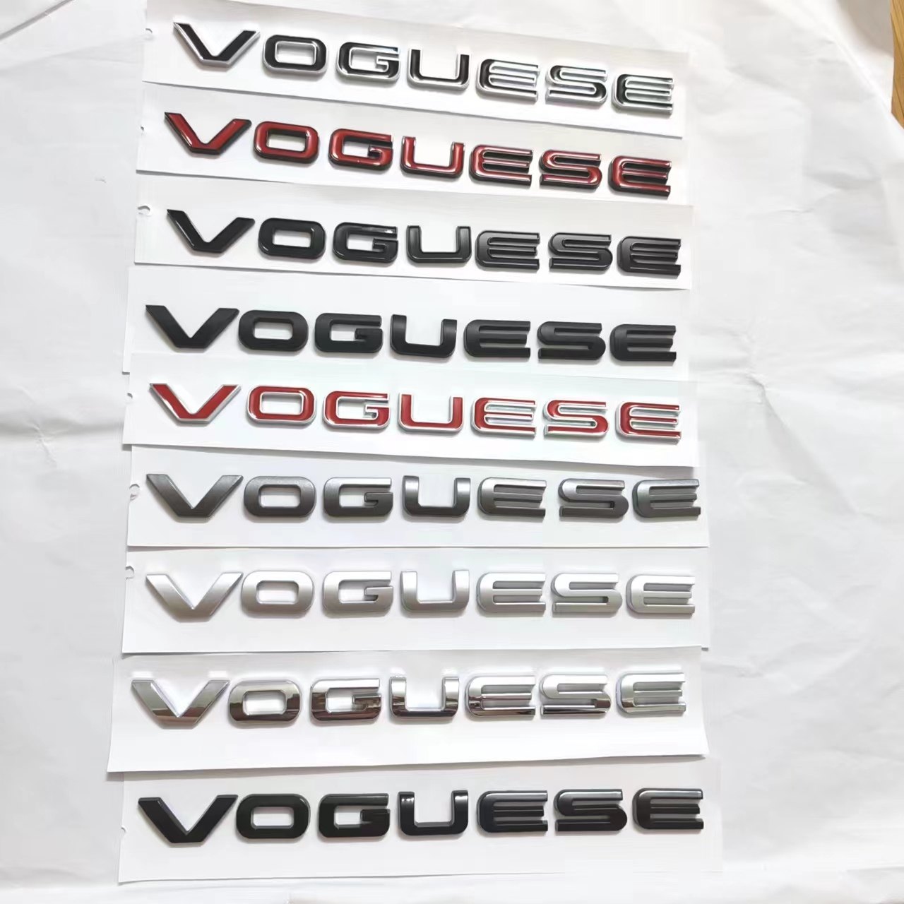 适用于新款路虎揽胜行政版车标VOGUE SE字母改装黑色后尾加长标志