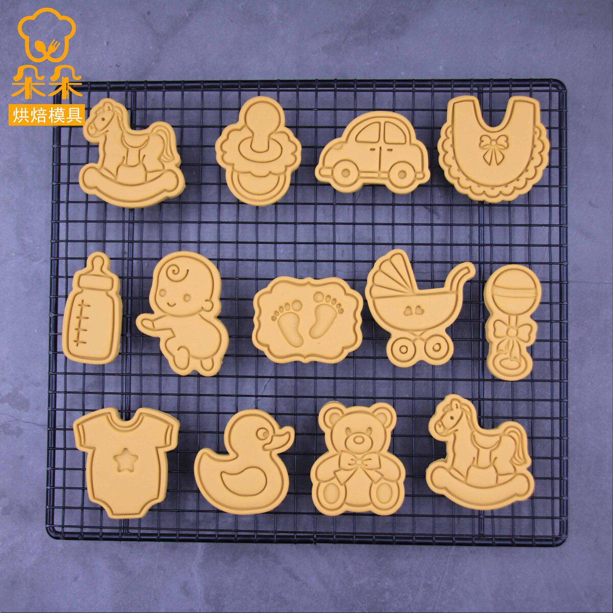 宝宝百天婴儿卡通饼干模具家用烘焙diy翻糖磨具3d立体按压曲奇模