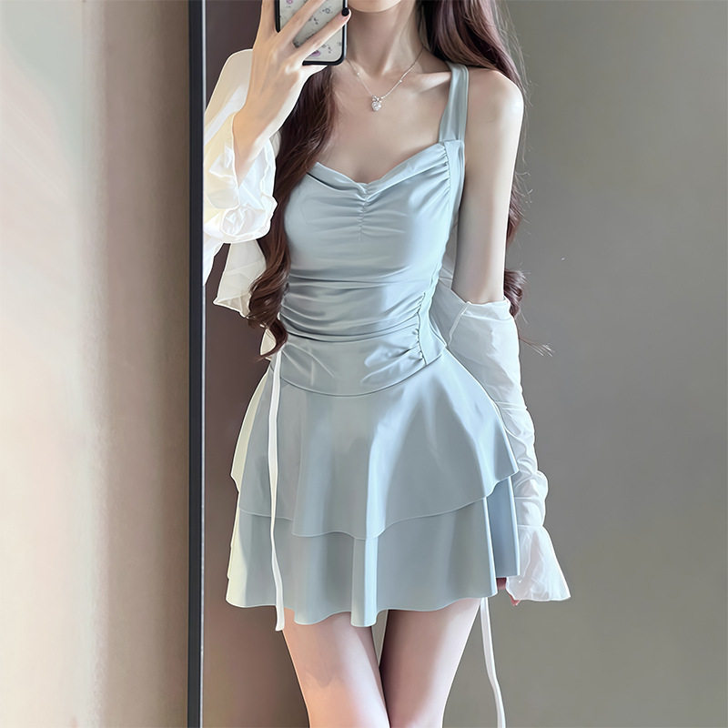2025新款露背性感泳衣女裙式连体遮肚显瘦带外套纯欲学温泉度假