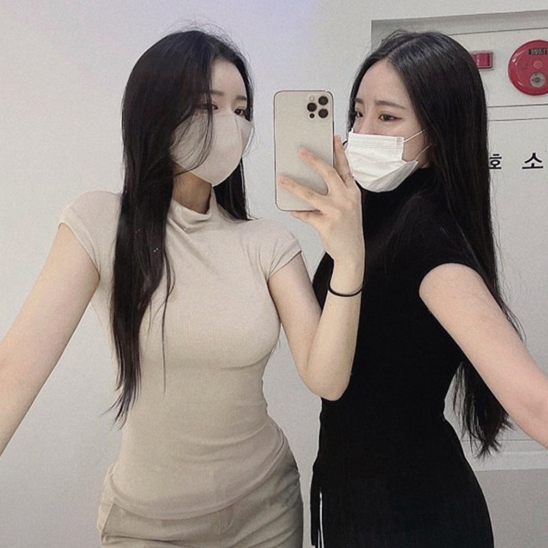 韩国2022春夏新款女人味柔软修身显身材半高领紧身弹力短袖T恤女