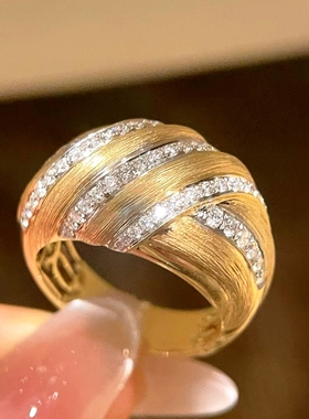 中古风拉丝宽版戒指镶嵌天然钻石