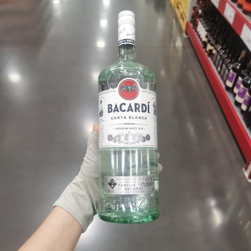 【闪电发】百加得白朗姆酒1.5L