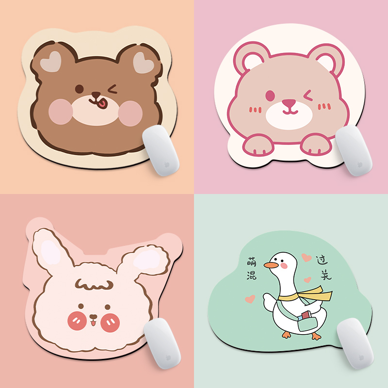 小号异形滑鼠垫卡通可爱小熊办公桌垫子女家用隔热垫笔记型电脑键