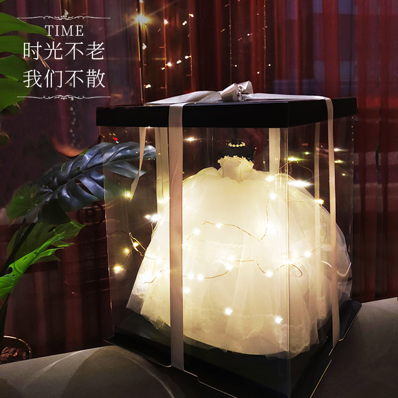 梦幻开学祝福公主异地恋婚纱模型