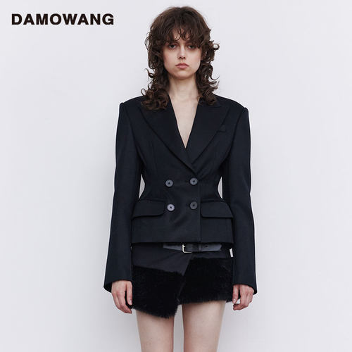 damo wang秋冬新款沙漏型工装口袋短款西装纯羊毛保暖透气外套女