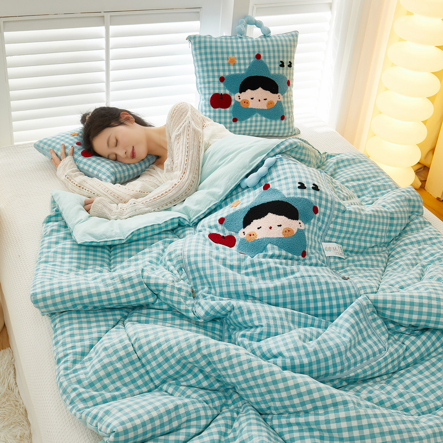 全棉亲肤肌理抱枕被子两用2026新款二合一午睡折叠车用沙发靠枕毯