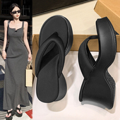 2025新款 绸缎坡跟人字拖鞋 女夏季 松糕厚底外穿小个子高跟夹趾凉拖