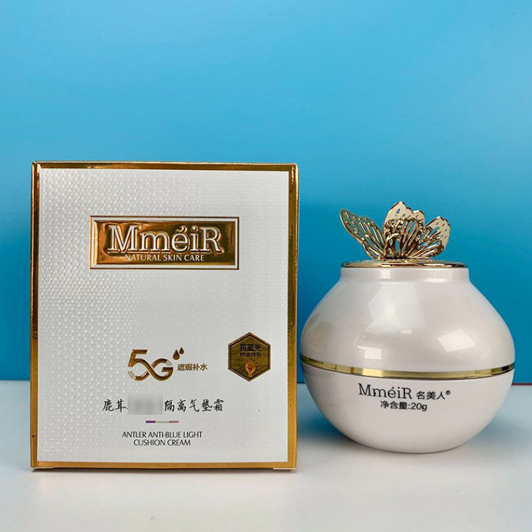 名美人鹿茸隔离蝴蝶结气垫BB霜图片