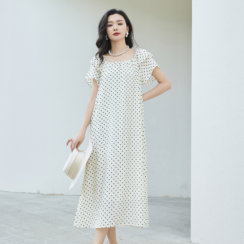 休闲A字形锦纶波点短袖连衣裙