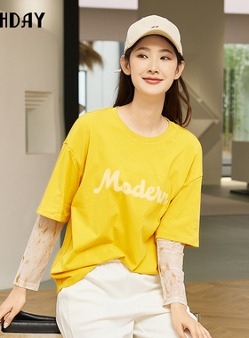 highday轩日2023商场同款春秋新款假两件字母上衣女姜黄圆领T恤潮