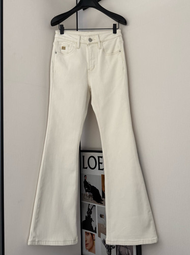 奶白色磨毛微喇牛仔裤女25冬季新款复古高腰修身显瘦百搭TF847