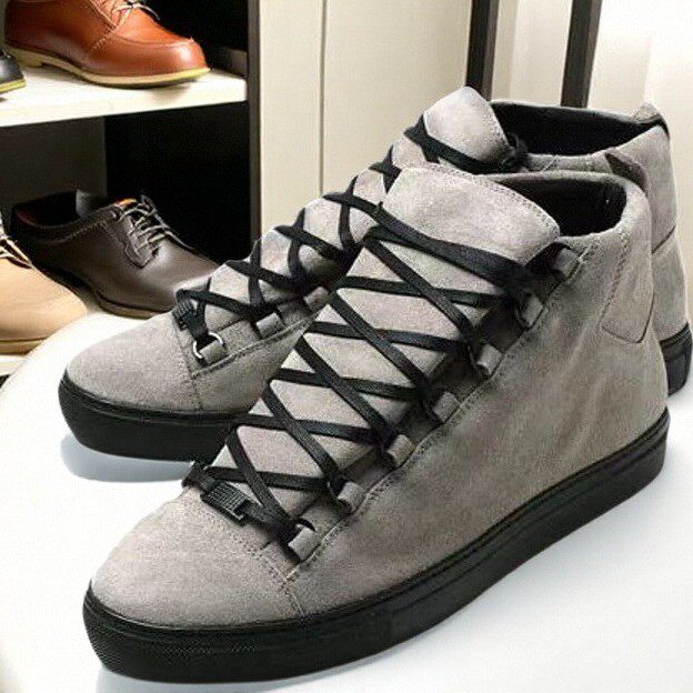 爆款外贸大码鞋子经典巴黎INS