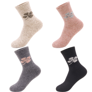 MaxDavid女秋冬加厚保暖袜时尚四叶草女棉袜防臭运动袜女兔羊毛袜