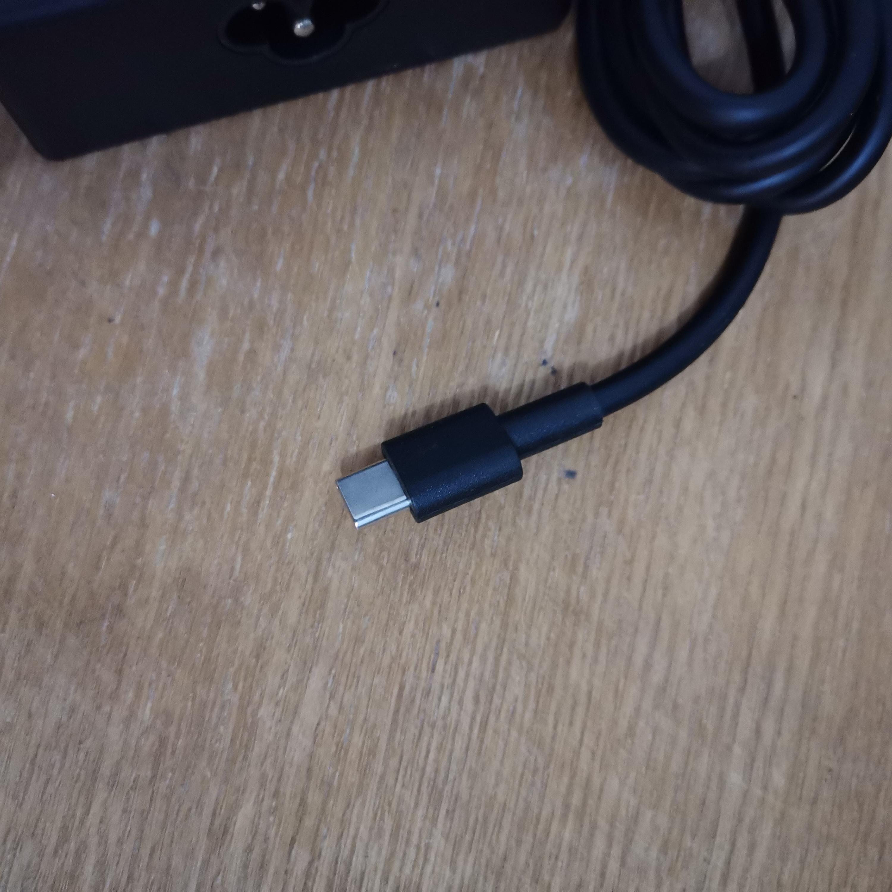 机械革命Code 01笔记本电源适配器20V5A 100W充电器 type-c