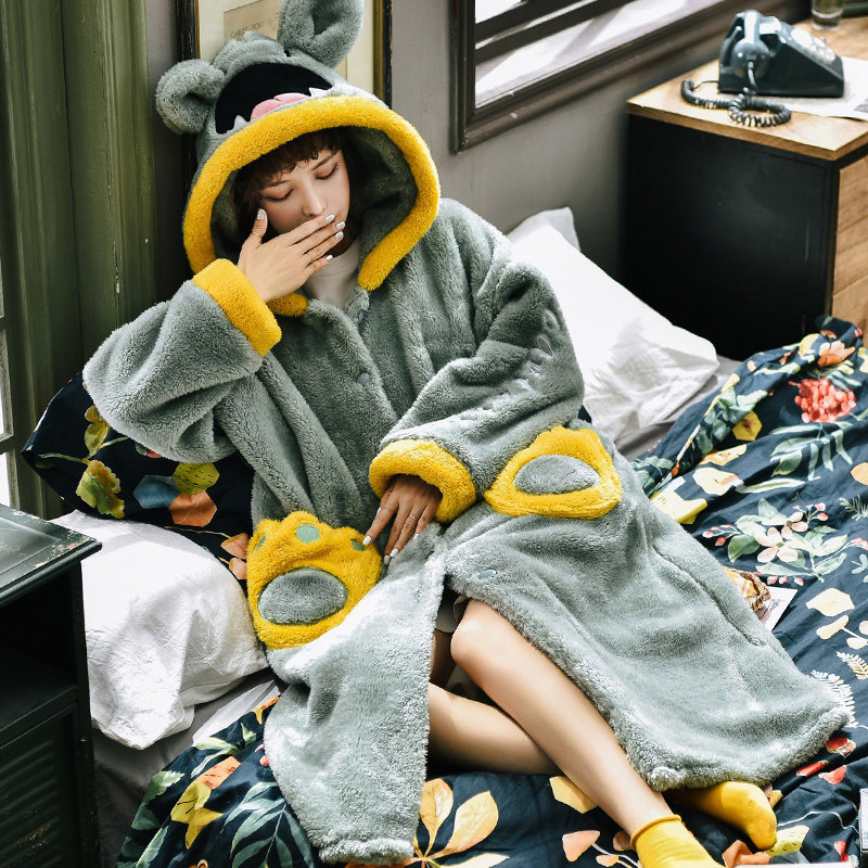 珊瑚绒睡衣女秋冬加厚长款睡袍连帽睡裙法兰绒宽松加大码胖mm浴袍