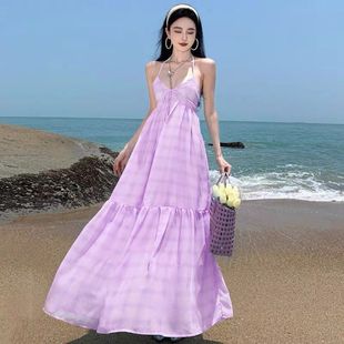 夏日多巴胺穿搭海边度假连衣裙氛围感辣妹性感露背三亚显瘦沙滩裙