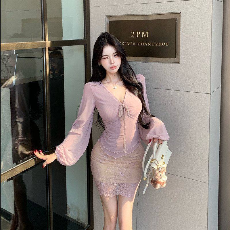粉色修身绑带v领长袖T恤女秋季纯欲套装蕾丝拼接包臀半身裙两件套,女装/女士精品,T恤,淘宝优惠券,粉丝福利购,淘宝优惠卷