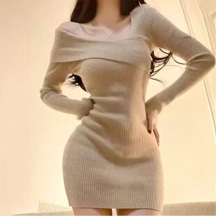 纯欲辣妹紧身包臀裙秋冬女内搭斜肩针织毛衣修身短款长袖连衣裙