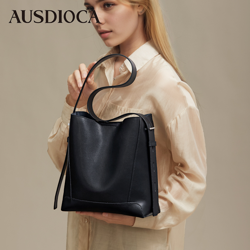 真皮水桶包女2025新款时尚高级感