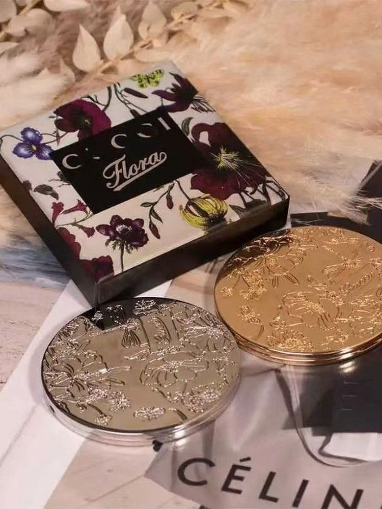 Qızıl rəngli ikiüzlü qatlanan kosmetik güzgü, yonca dizaynlı