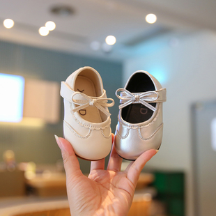 小步点女宝公主鞋春秋款防滑女宝宝学步鞋软底婴儿鞋子女童小皮鞋