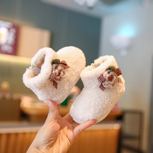 小步点女宝宝雪地靴冬季加绒加厚女童鞋子婴儿棉鞋防滑儿童毛毛鞋