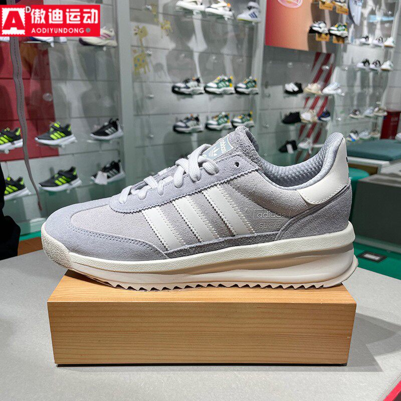 阿迪达斯三叶草男女2024冬款翻毛皮T头透气轻便耐磨休闲鞋 IH5558