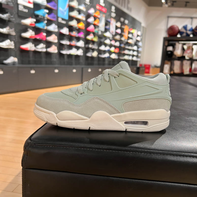 耐克女鞋2025新款Air Jordan 4 RM经典缓震休闲运动鞋 FQ7940-003