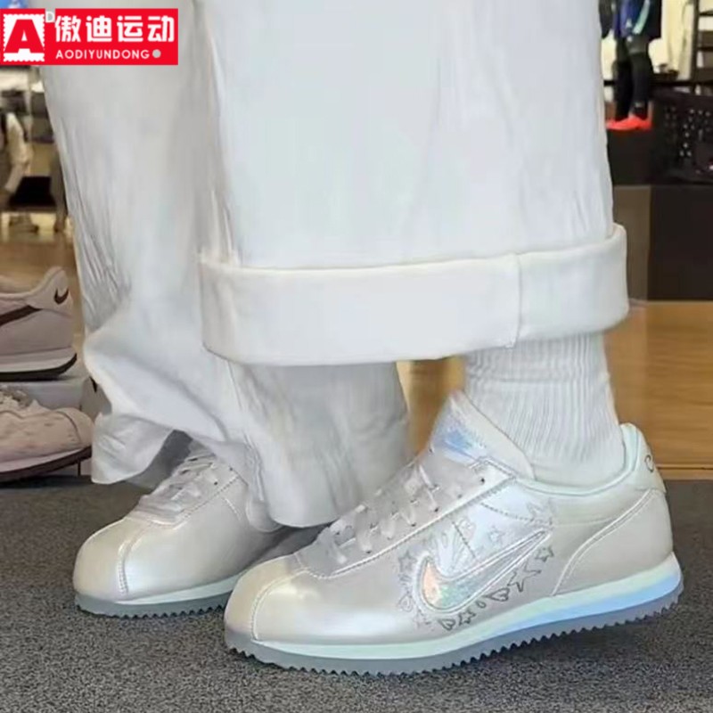耐克N女鞋休闲运动鞋轻便透气