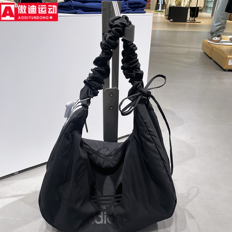 阿迪达斯三叶草女包2025秋新款饺子包时尚云朵包单肩斜挎包JP0146