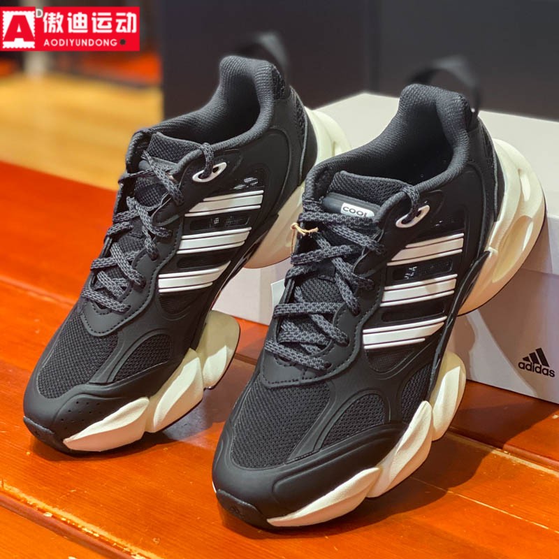 阿迪达斯休闲运动清风系列跑步鞋