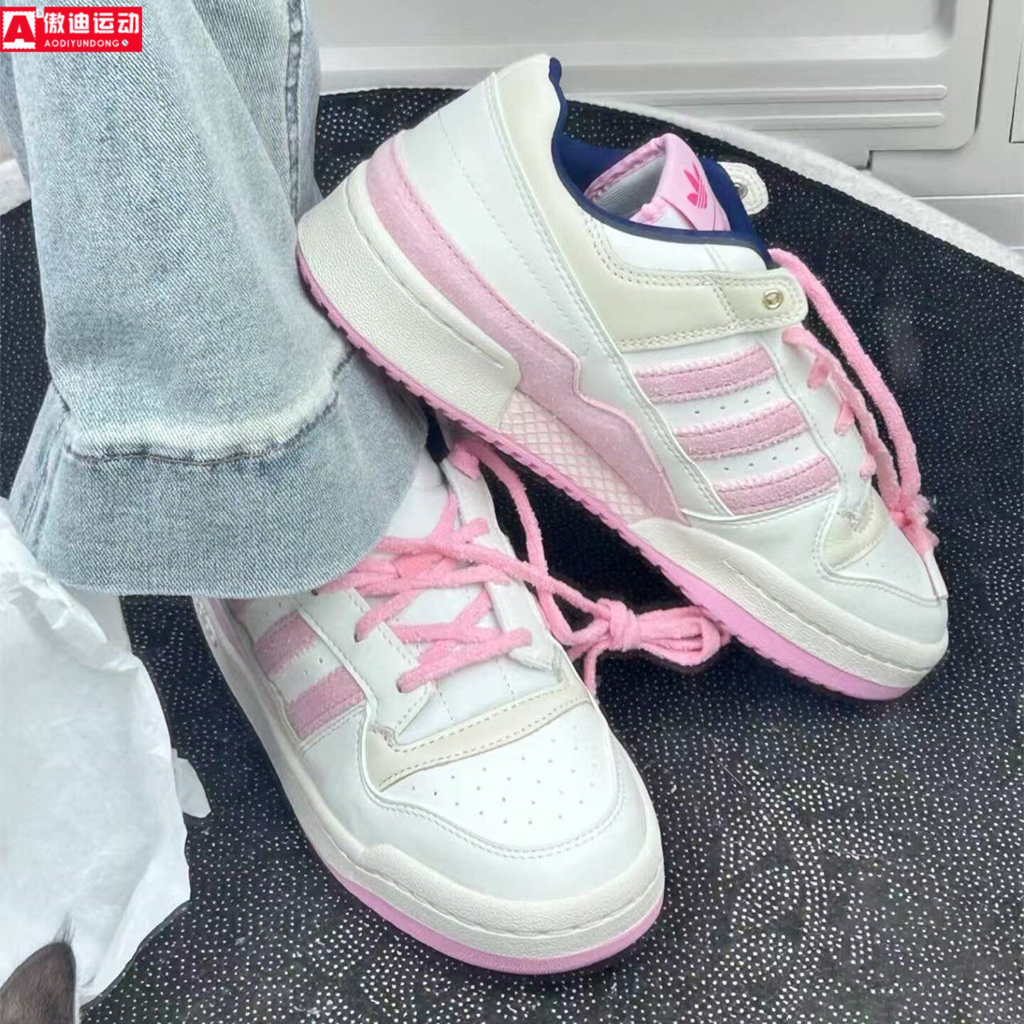 阿迪达斯adidas三叶草女鞋2026新款FORUM迪士尼联名款板鞋 KH5900