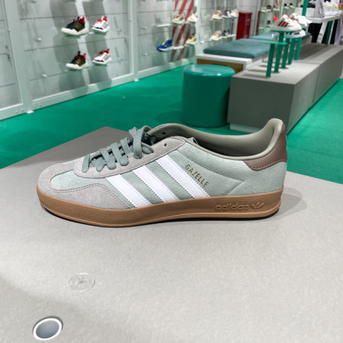 Adidas阿迪达斯三叶草男女鞋2025春季新款经典运动休闲板鞋JI3526