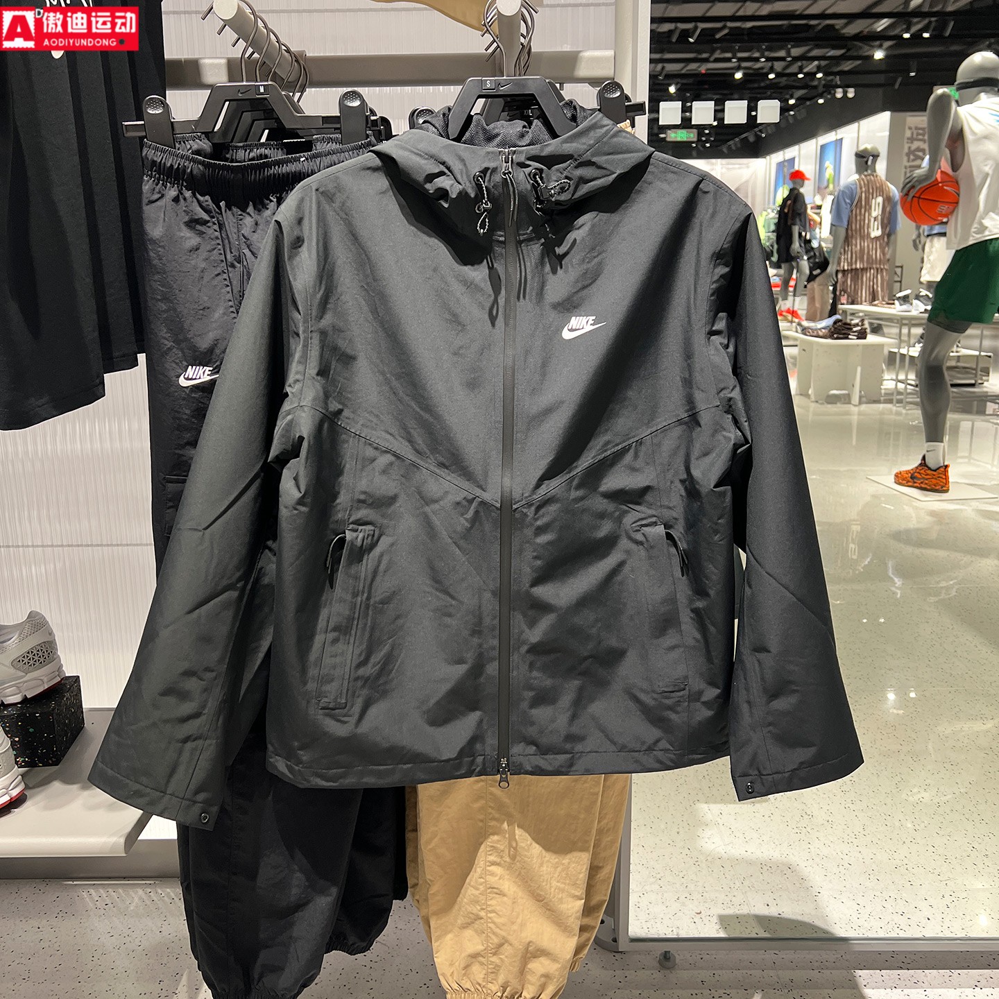 Nike耐克男装2026秋新款黑色休闲运动外套防风防水夹克IO4380-010