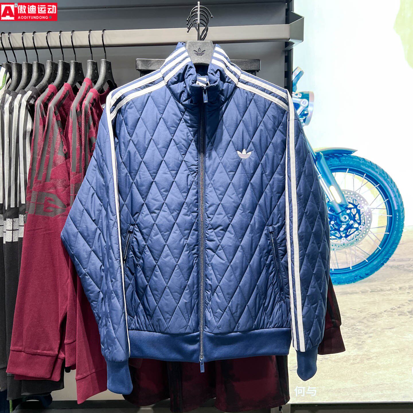 阿迪达斯三叶草男女款2026冬款菱格纹保暖运动休闲棉服外套LC8192