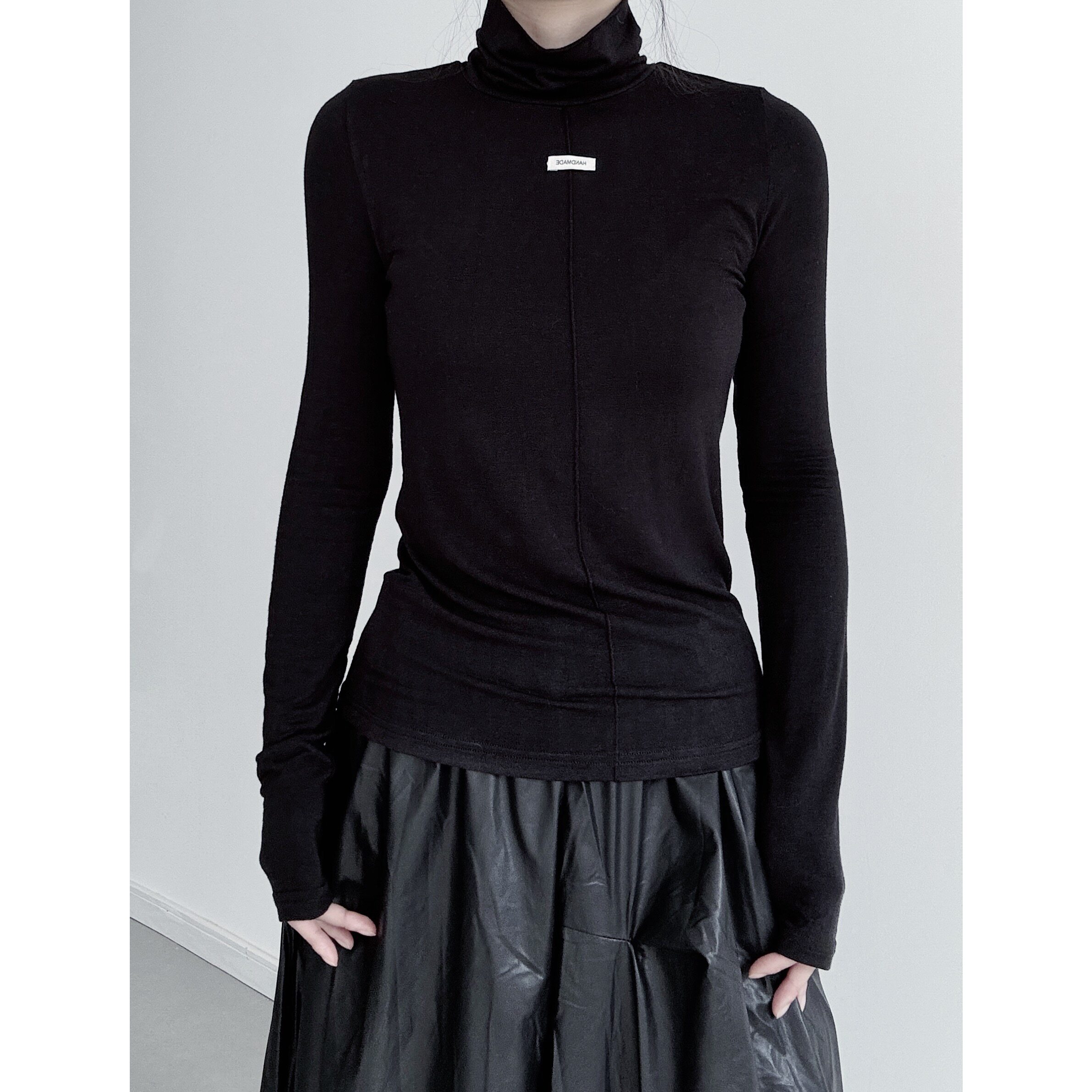 浮木兮/简约风堆堆领长袖打底衫女修身百搭通勤叠穿内搭上衣