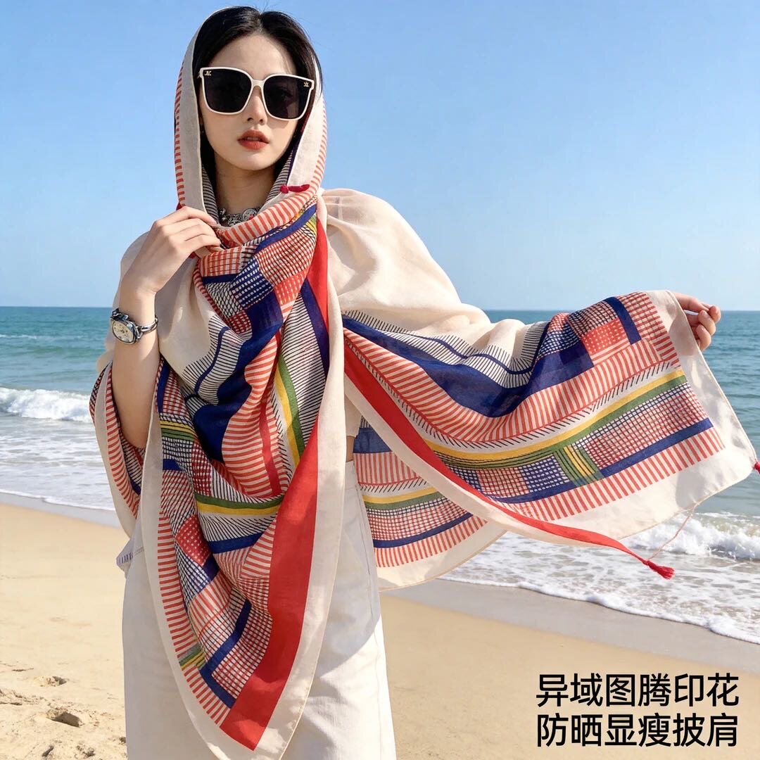 夏季防晒披肩女2026新款盘扣长款民族风旅游拍照薄款沙滩丝巾斗篷