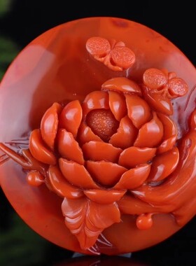 凉山南红玛瑙柿子红蝶恋花蝴蝶牡丹花吊坠红白料花开富贵圆牌挂件