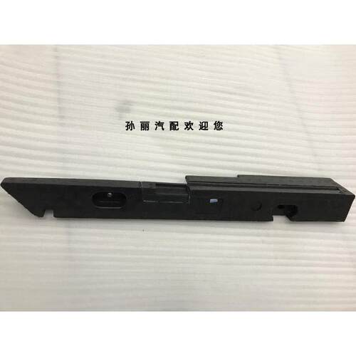 迈腾B7L6C后备箱泡沫里面