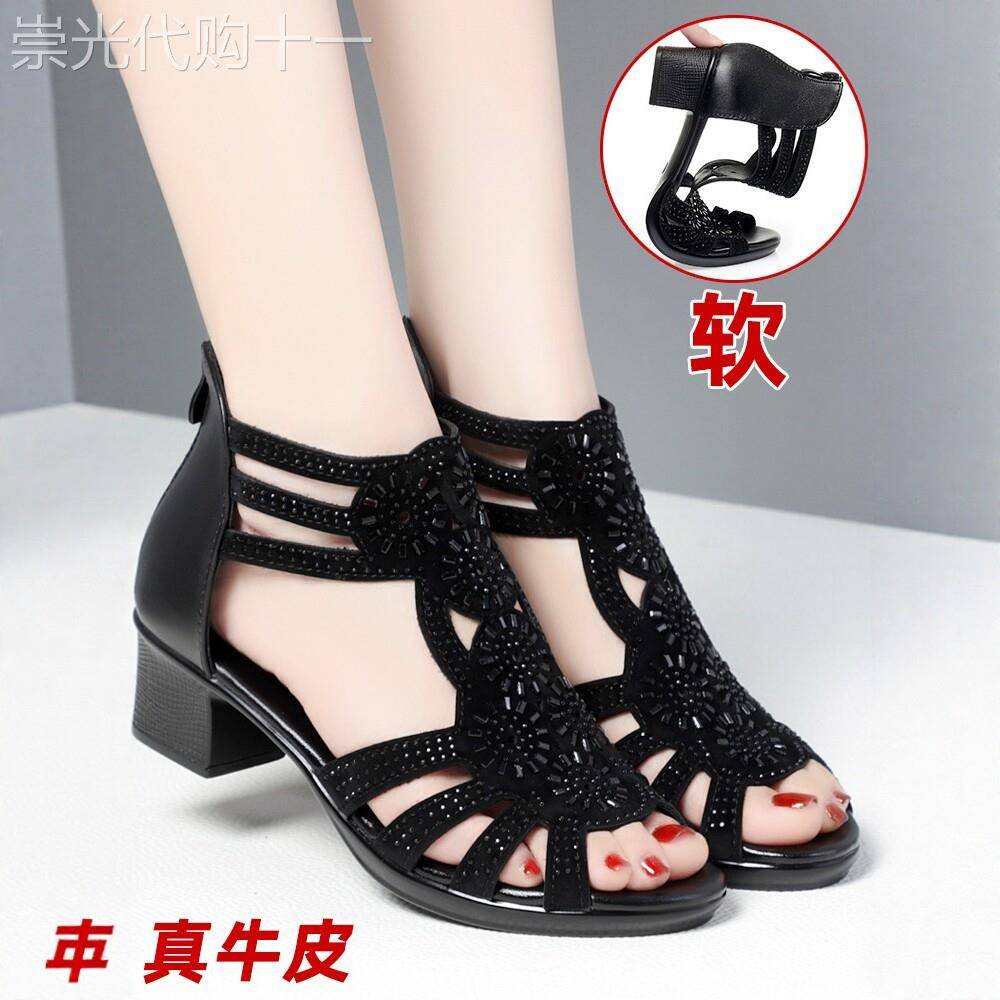 罗马凉鞋女新款真皮中跟高筒镂空鱼嘴中年妈妈鞋坡跟大尺码女鞋夏