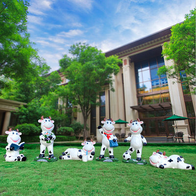 卡通奶牛玻璃钢动物雕塑花园林景观小品幼儿园区户外草坪装饰摆件