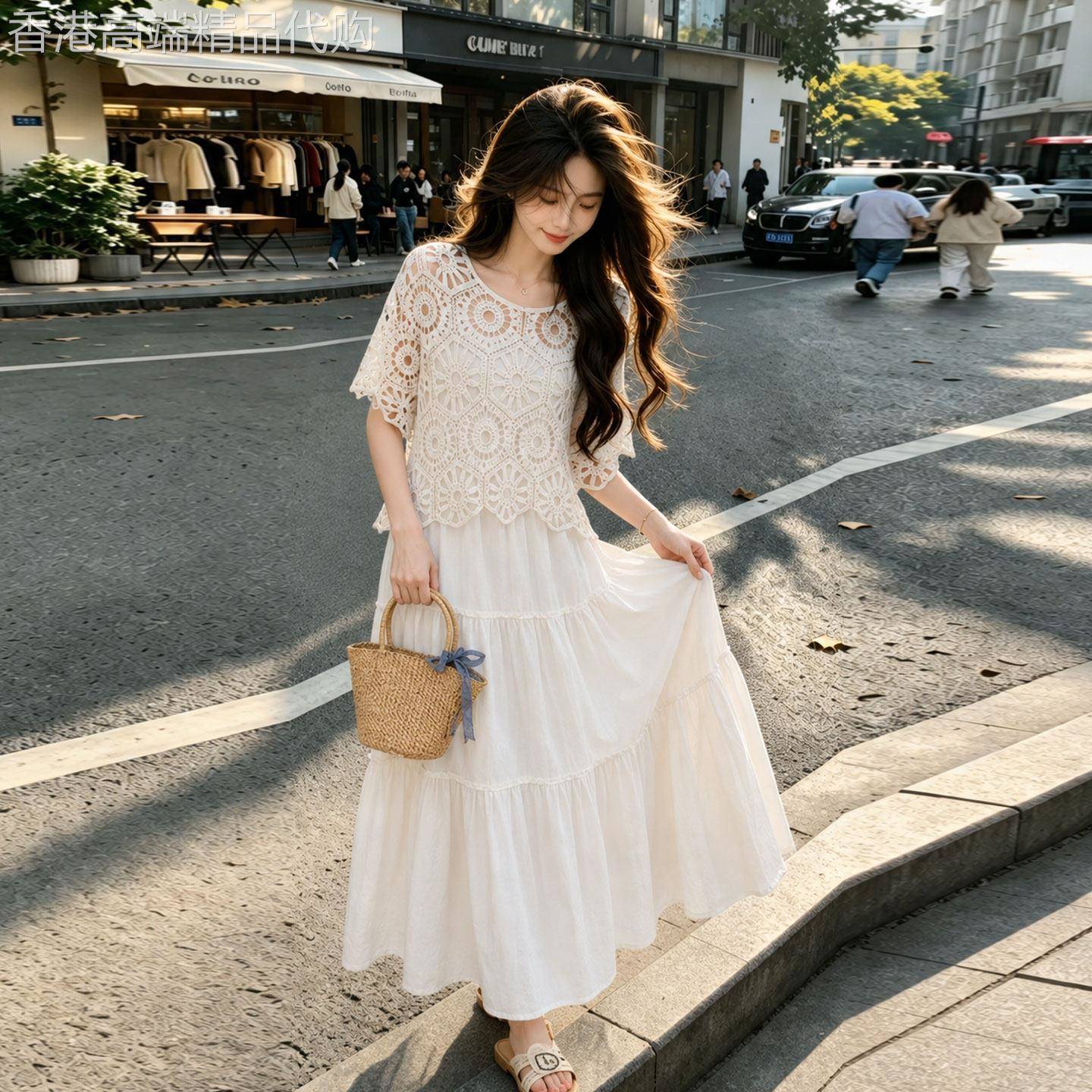 洋装夏女2026新款温柔风蕾丝镂空短袖罩衫吊带裙法式度假两件套
